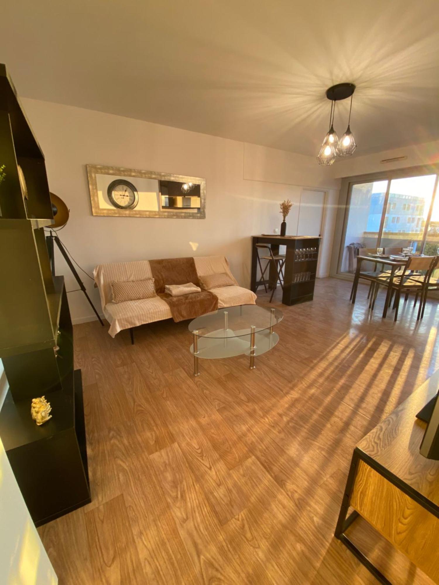 Appartement Spacieux - 10' Gare Анже Екстериор снимка