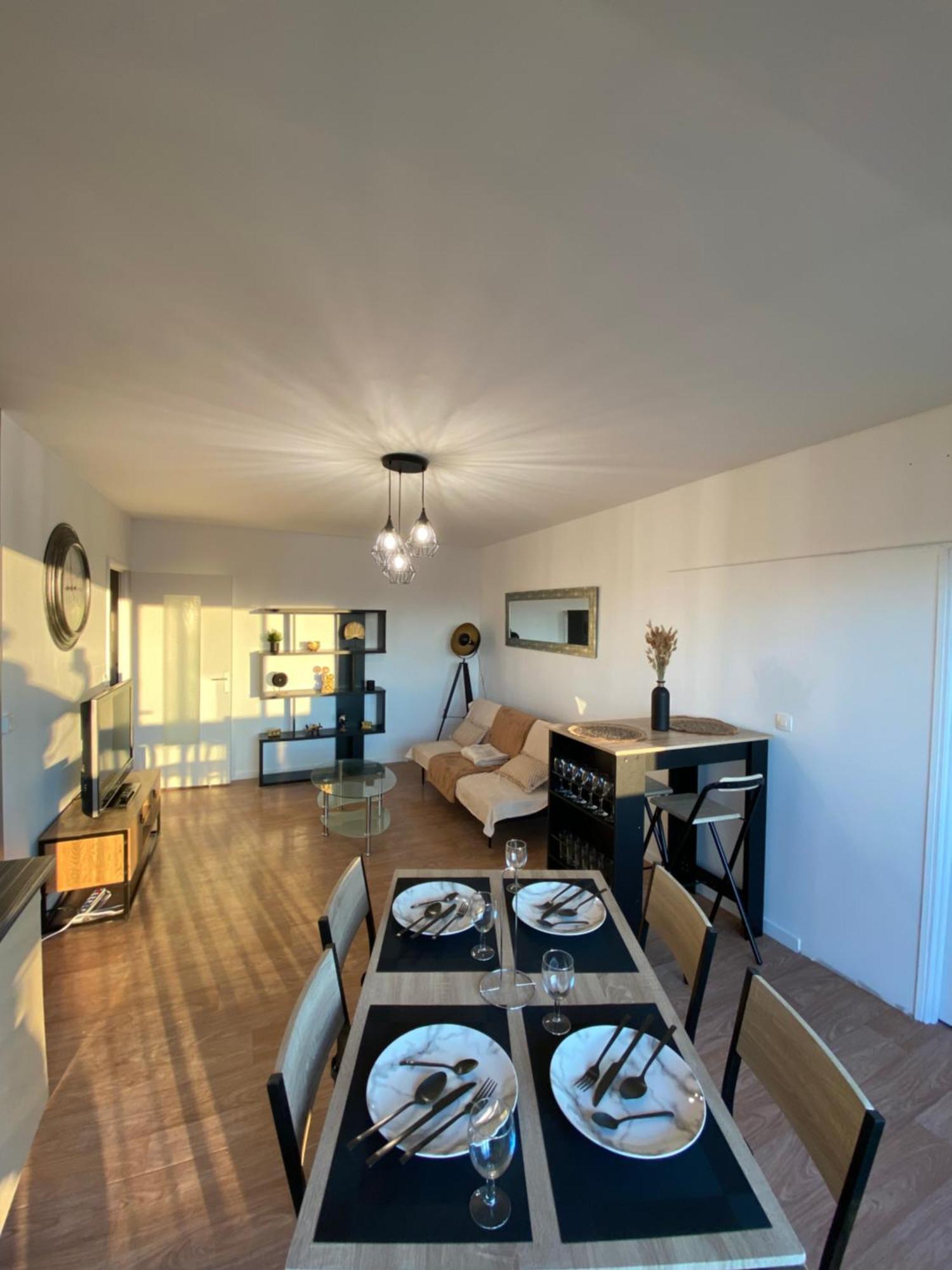 Appartement Spacieux - 10' Gare Анже Екстериор снимка